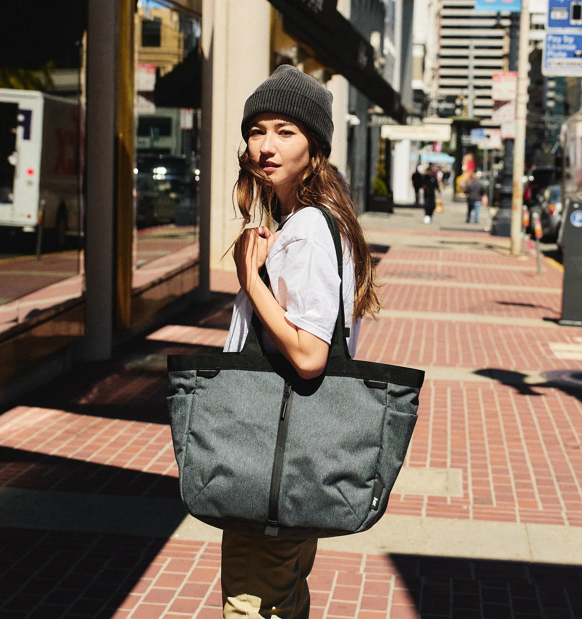 Aer City Tote