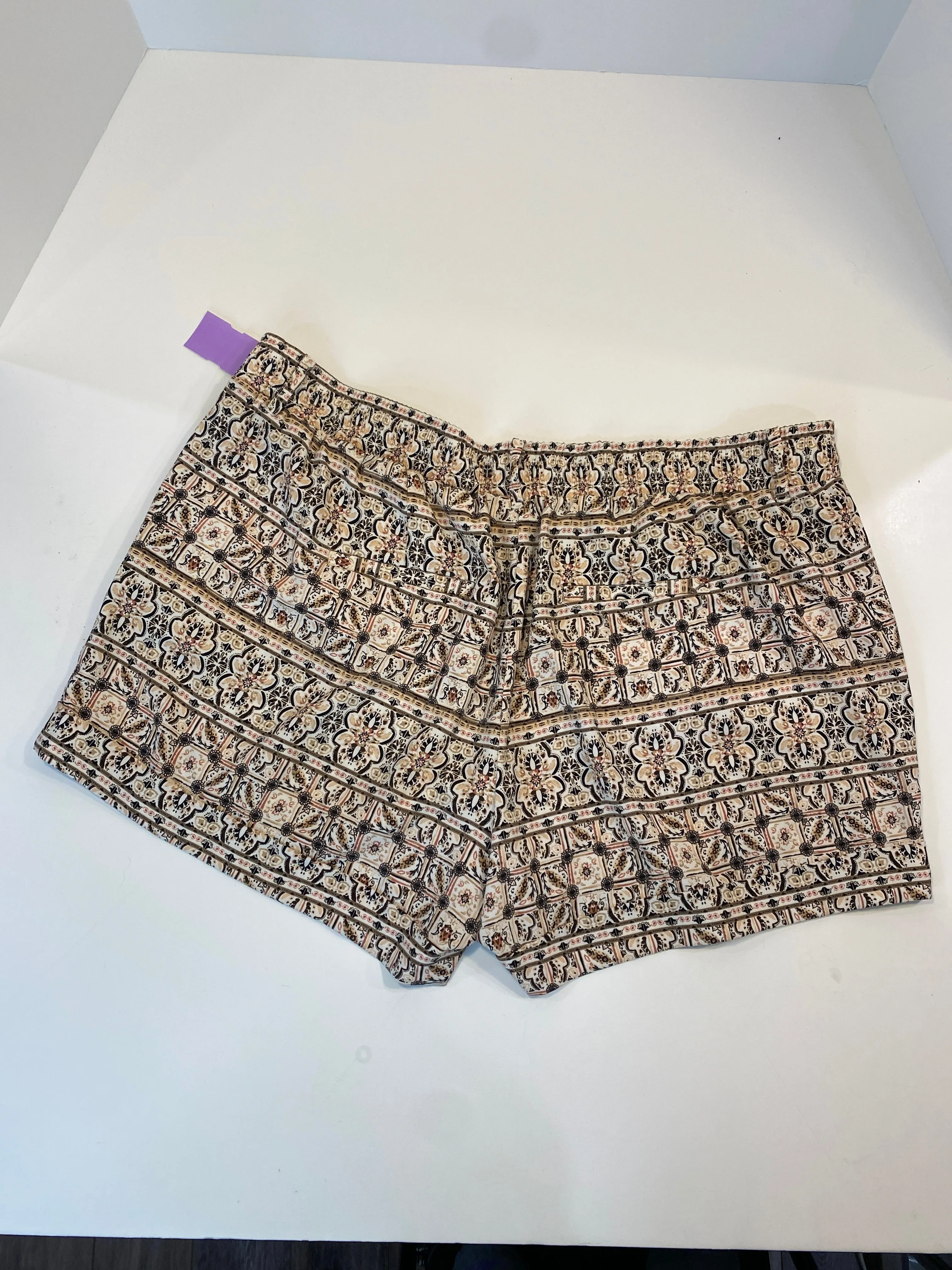 Beige Shorts Cato, Size Xl