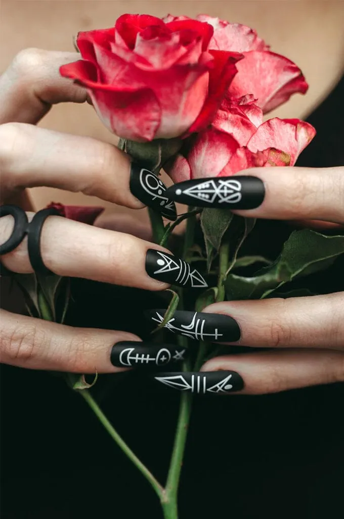 Cast A Spell - Press On Nails