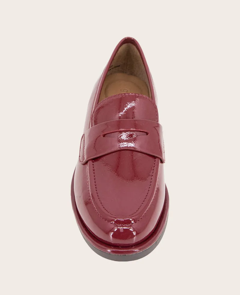 GENTLE SOULS - Cybil Crinkle Patent Loafer