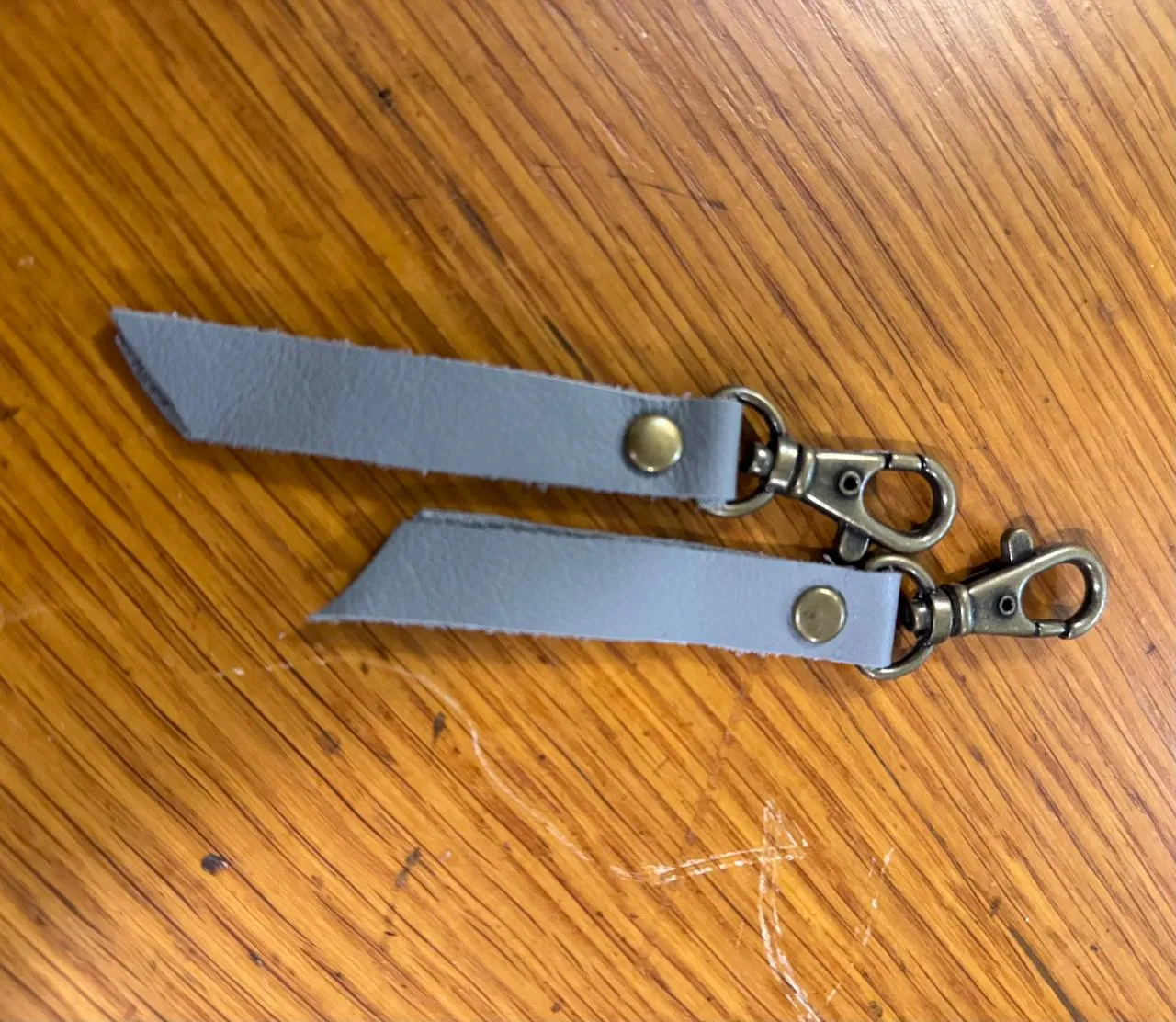 Grey/Bronze Zipper Pull set