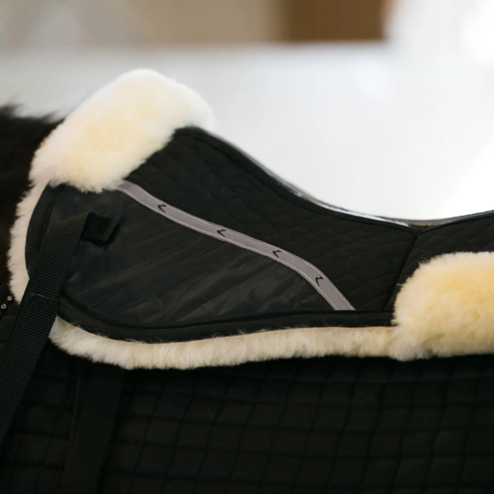 Horze Harleigh Sheepskin Correction Pad