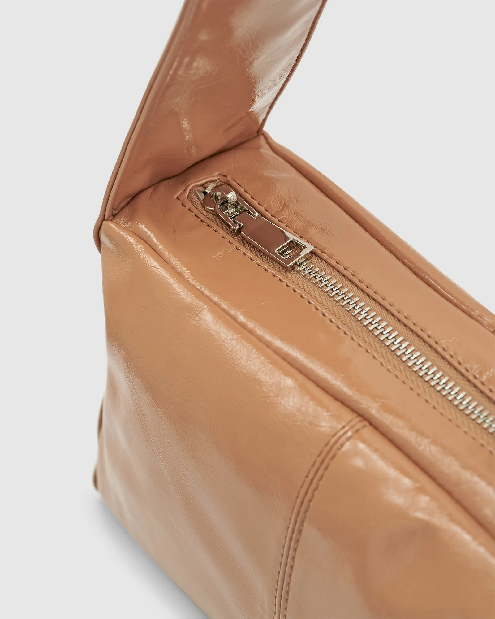 Luca Shoulder Bag