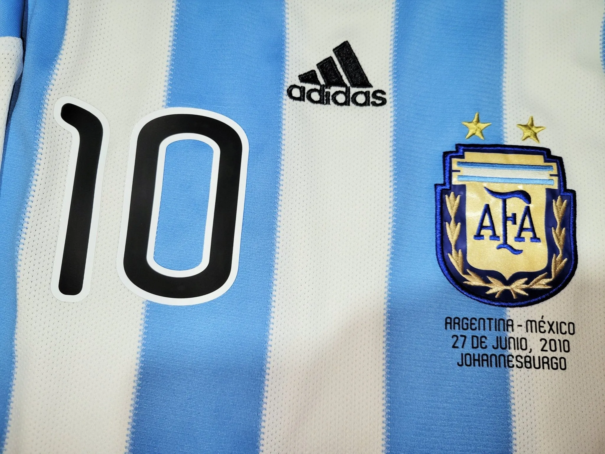 Messi Argentina 2010 WORLD CUP Home Soccer Jersey Shirt M SKU# P79919