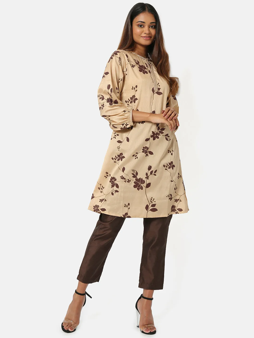 Sunehri Beige Bishop-Sleeves Kurta