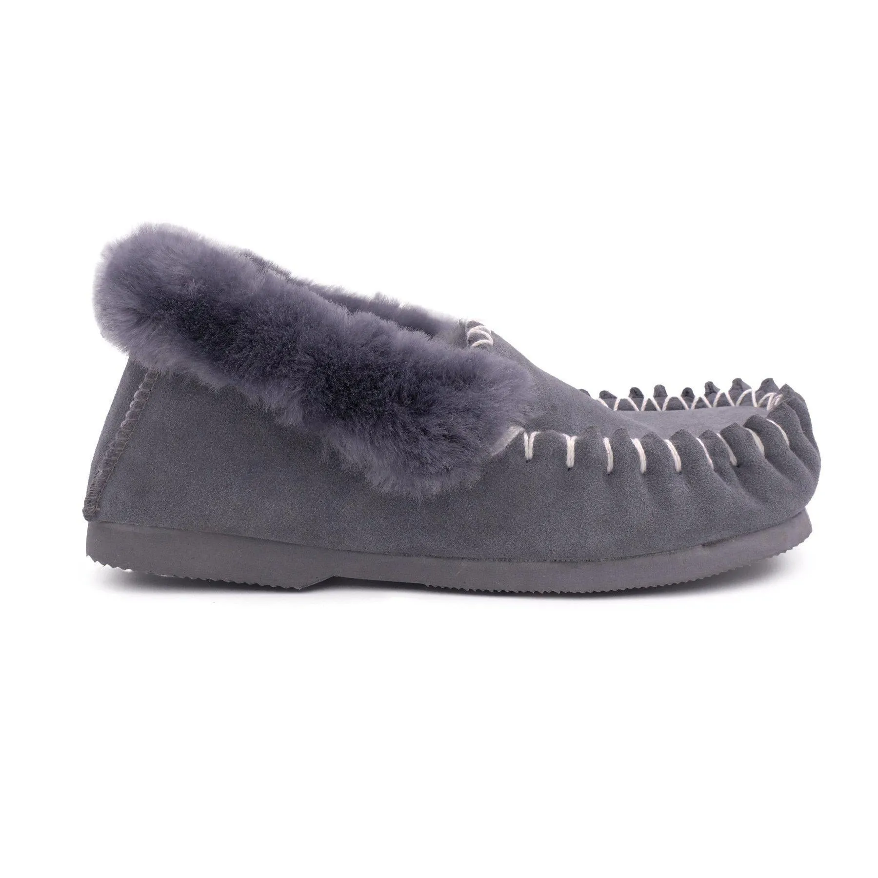 Traditional Men's/Women's Sheepskin Moccasins UGGs Slippers - 100% Australian Sheepskin (Clearance)