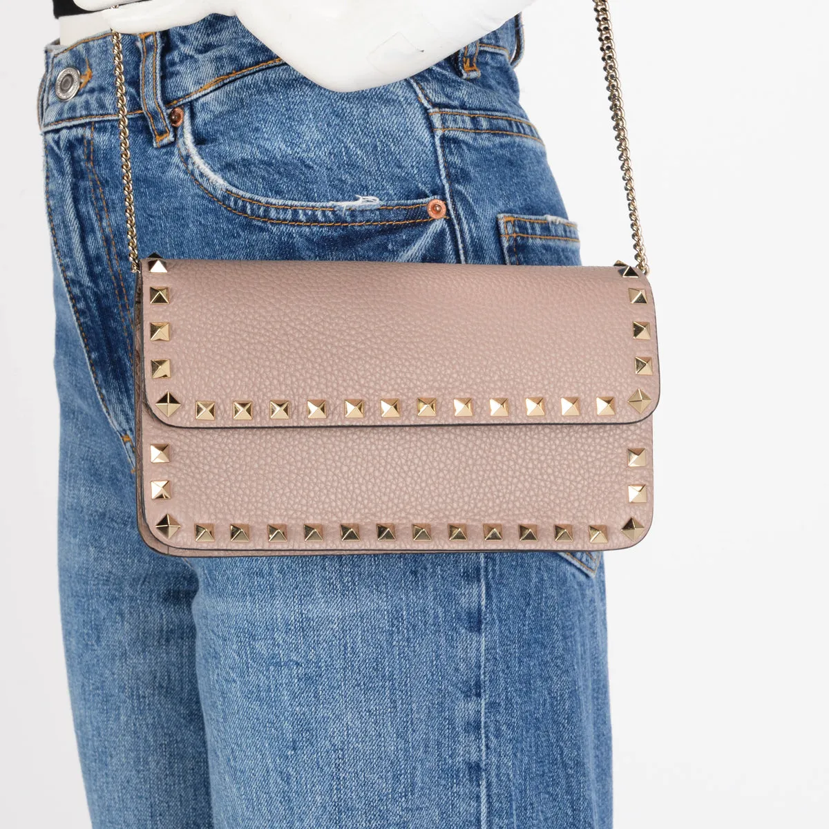 Valentino Grained Calfskin Rockstud Chain Flap Bag in Poudre